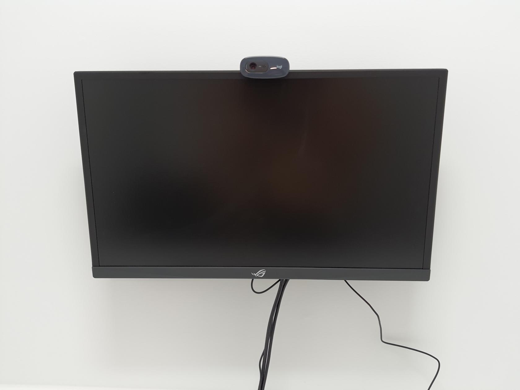 Image_MonitorHanging.jpg