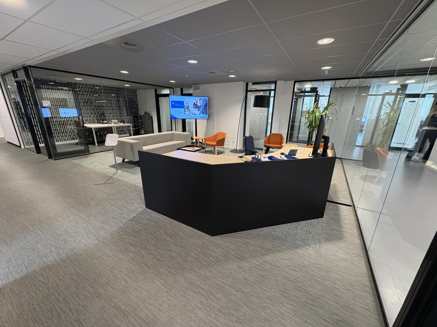 Image_WaitingRoom.jpg